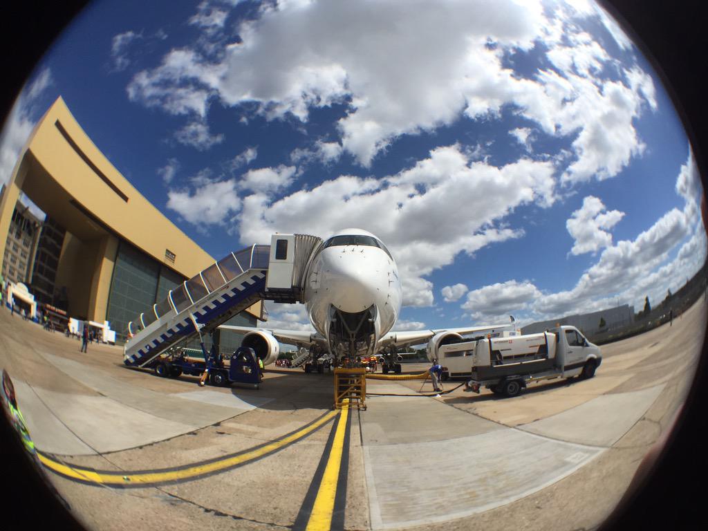 avgasaddiction's tweet photo. Look where I am #BAOpenDay #avgeek http://t.co/1HxXMEZDSz