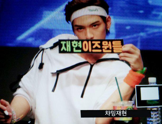 N_GaKu_'s tweet image. #재현이즈뭔들 플랜카드^ㅁ^
cr. 챠밍재현