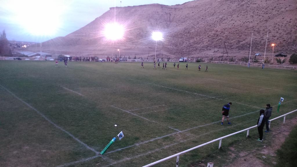 Calafaterc's tweet photo. Hoy es día de club! Calafate vs Chenque. Todos a alentar al cala, todos a km3!! http://t.co/Lt2iMFLlXM