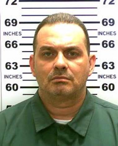 WashNews's tweet photo. Two convicted murders are believed to have escaped from Clinton Correctional Facility in Dannemora overnight http://t.co/9sxXtILgx0