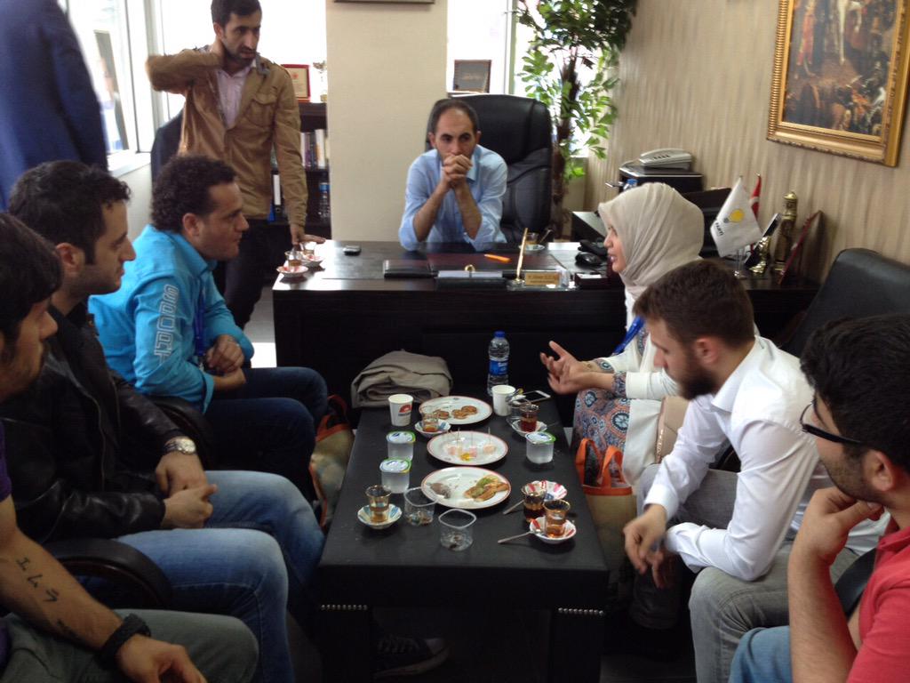 akgencesenler's tweet photo. Yurt dışından seçim sürecini takip etmek için gelen misafirlerimizi ilçemizde ağırlıyoruz. #EEP2015 @ElectionExchang http://t.co/dHj6bMM0uL