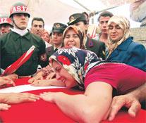 BU GÜNLERİ UNUTMA UNUTTURMA