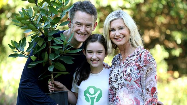 Olivia Newton-John Info tweet media
