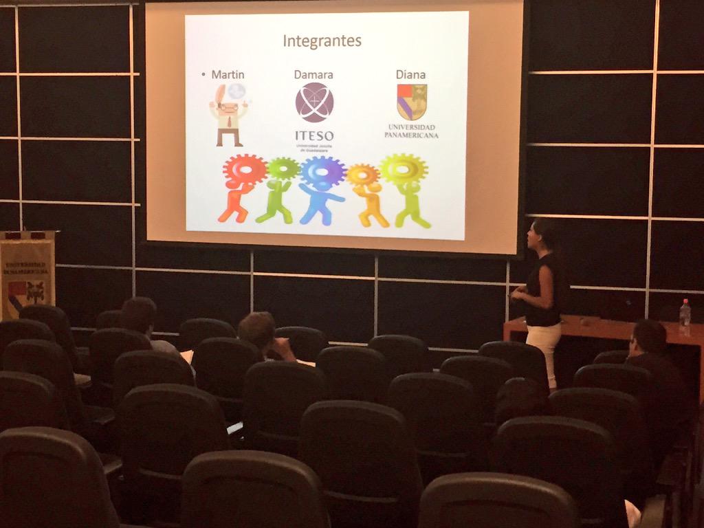albertofloresm's tweet photo. Diana Ramírez con su Pitch del proyecto #UnEcoPlan pre incubado en #SparkUp de @UPGdl http://t.co/nRwY9kLR8W