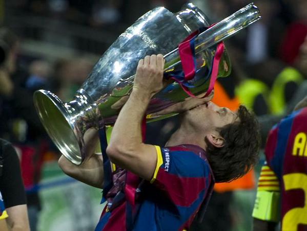 Si gana, el Barça se quedará en propiedad el trofeo de la Copa de Europa ow.ly/NVUQp #B3rlinMD #UCLFinal