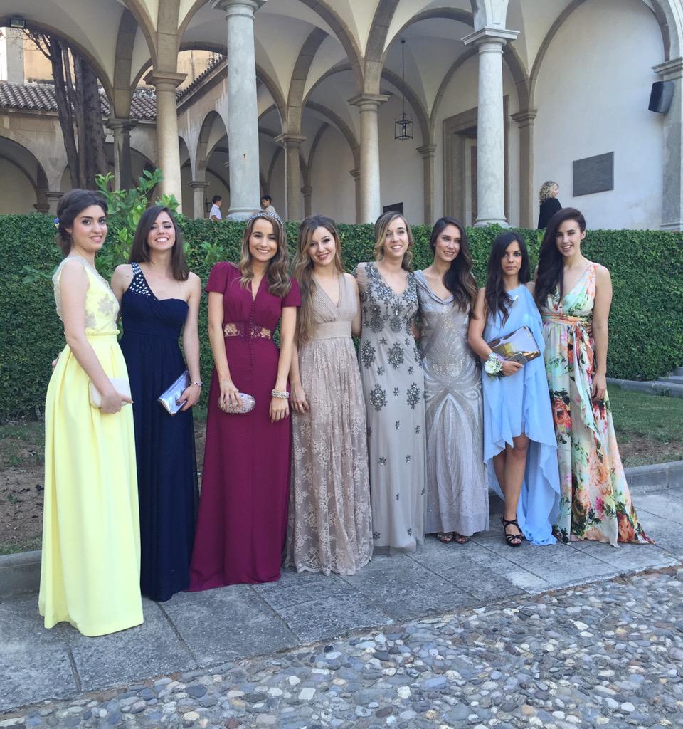 Daretodiy's tweet photo. Momento princesas Disney #LaRomperSeCasa http://t.co/L3rNMlAhTb
