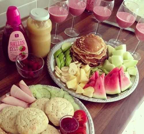 REALWORKOUT's tweet photo. Breakfast! http://t.co/5Kkx3QYtuA