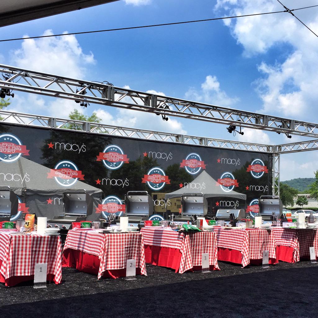 SBellasWays's tweet image. Ready for a fun time! @macys #macyschefs #ad