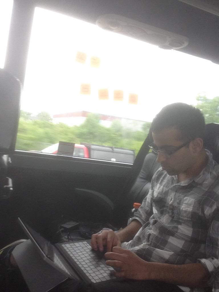 ViaDriver's tweet image. Limited wifi and still on his game. Ballin @nishwashere