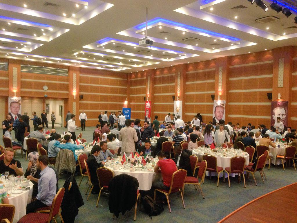 KilicerAhmet's tweet photo. Kapanış programı geldi çattı! Programımızın kapanışını İl Başkanlığımızda yapıyoruz. #EEP2015 http://t.co/W7TkgpOPDt