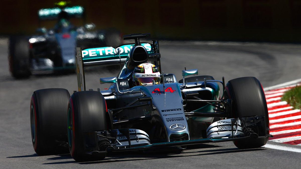 IndyCarOnFOX's tweet photo. It's time for the run to pole! Who is your pick to qualify P1 in Canada? #CanadianGP http://t.co/eycTVj29Zs