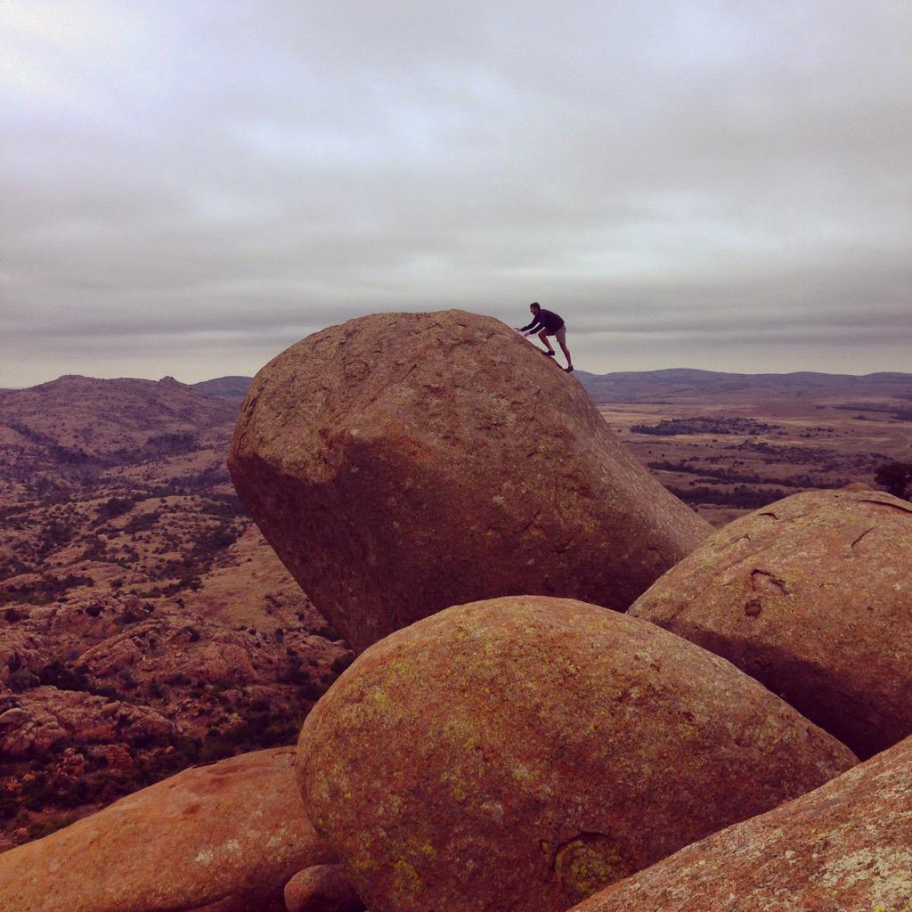 __sojourner__'s tweet photo. "Run from what's comfortable. Forget safety... Destroy your reputation. Be notorious." -Rumi // #mountains http://t.co/LsvsDn37EZ