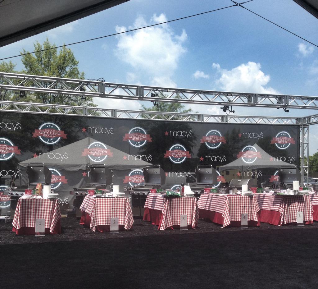 SBellasBigDaddy's tweet image. Macy&apos;s Great American Grilling Guru is about to begin!! #macyschefs