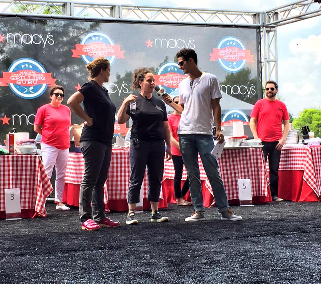 SBellasWays's tweet image. Woohoo! Time to start grilling! @chefmichy &amp;amp; @stephandthegoat #macyschefs