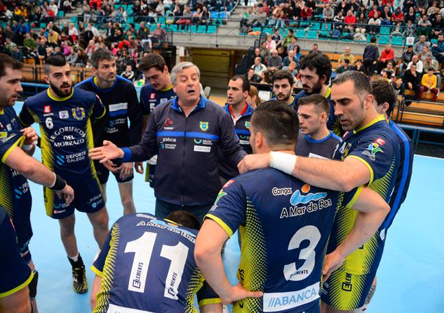 Faro de Vigo (@farodevigo) on Twitter photo ¡¡ El <a href="/Balonmancangas/">Balonmán Cangas</a> es de Europa!!ow.ly/NXWz0 El equipo cangués logra un billete para la Copa EHF ¡¡ El <a href="/Balonmancangas/">Balonmán Cangas</a> es de Europa!!ow.ly/NXWz0 El equipo cangués logra un billete para la Copa EHF