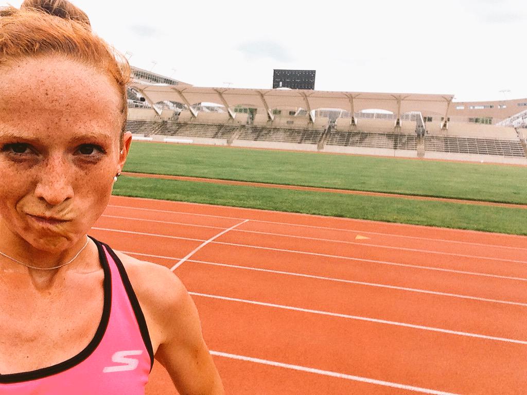 ErbyAtkins's tweet photo. Classic @CWRUXC workout today 14mi w/ 4mi tempo 23:38 + 6x 300 avg 57.5 #emptytrack @skechersGO http://t.co/O6FNvH9pxU