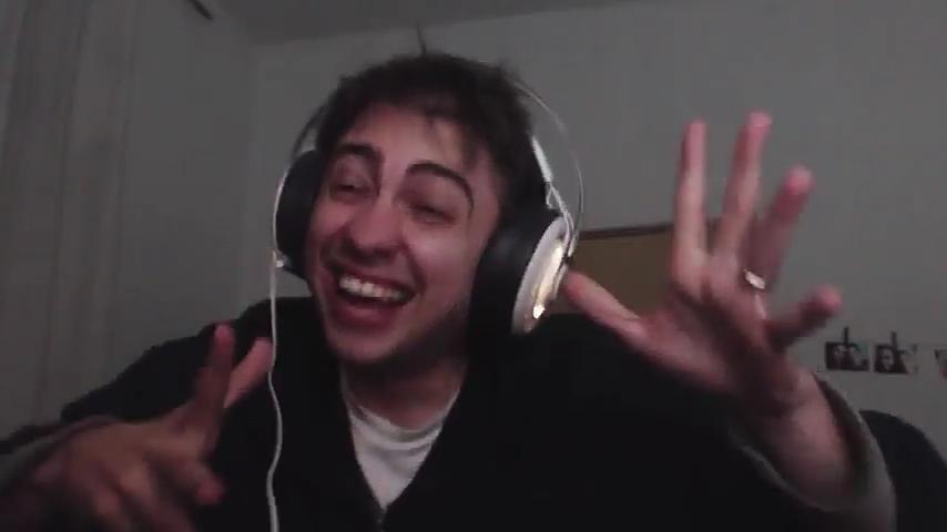 laridesu's tweet image. Melhor maneira de se terminar um vídeo @alanzoka