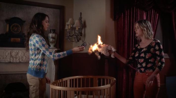 BersabehS's tweet image. I never thought i would feel bad for charles but this scene really broke my heart #PLL #PLLSeason6 #GameOnCharles