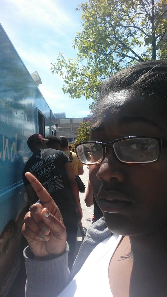 gardenthagate's tweet image. Free icecream? #explorePI