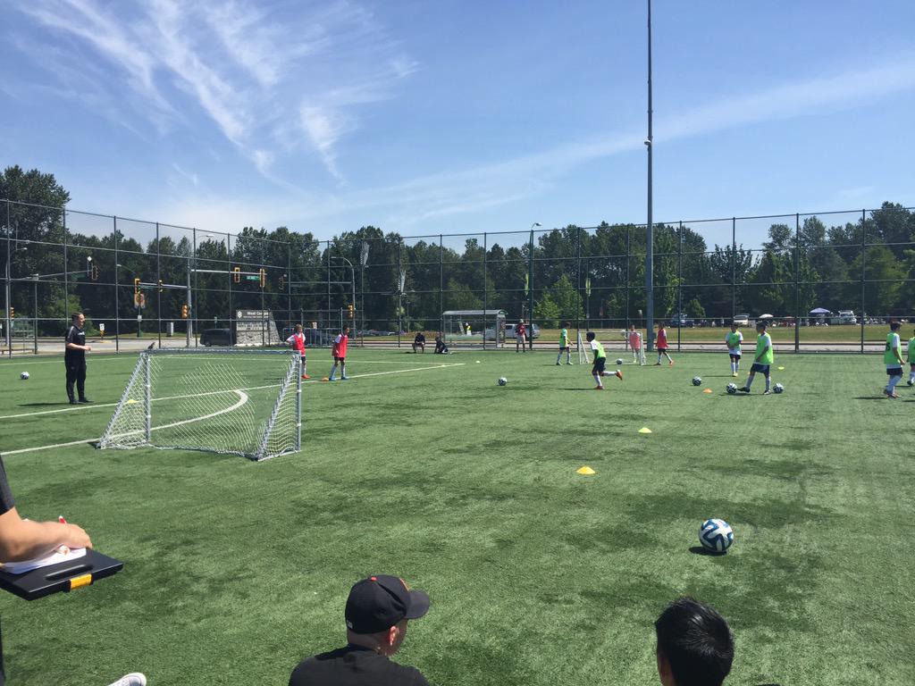 darrenmcknight's tweet photo. Drill 'O the Mornin' with Willie McNab: 1v1 small sided games for creativity, speed &amp; change of direction #PSCC15 http://t.co/tm7JgmQQ20
