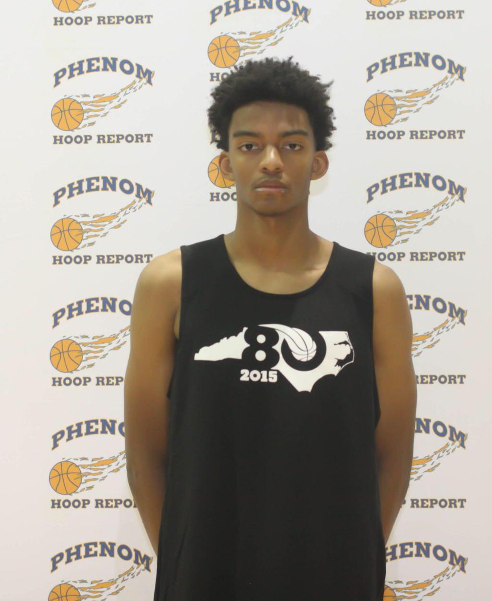 Coach_Rick57's tweet photo. Jalen Johnson's head is level with the rim on almost every dunk. #JoshLevel http://t.co/WoREEiUZOK