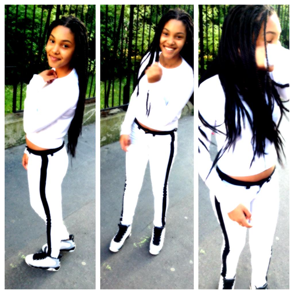 PoppyBtch tweet picture