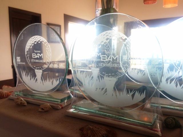 Trophies are ready for today's winners of "The BAM Extravaganza Golf Tournament". #roatan
#caribbean #golftournament