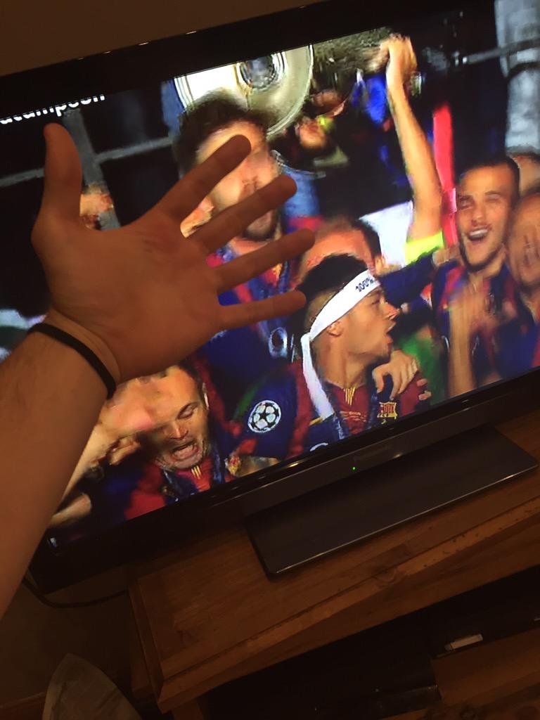 aiheko9's tweet photo. #5UCL http://t.co/sfyvVPtRQ6