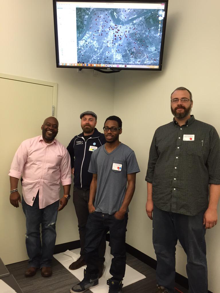 civicdataally's tweet photo. Project 6: Safe and Healthy Neighborhoods @SafeHealthyLou service, transit access strategy. #hackville #hackforchange http://t.co/1ymiAslZJD