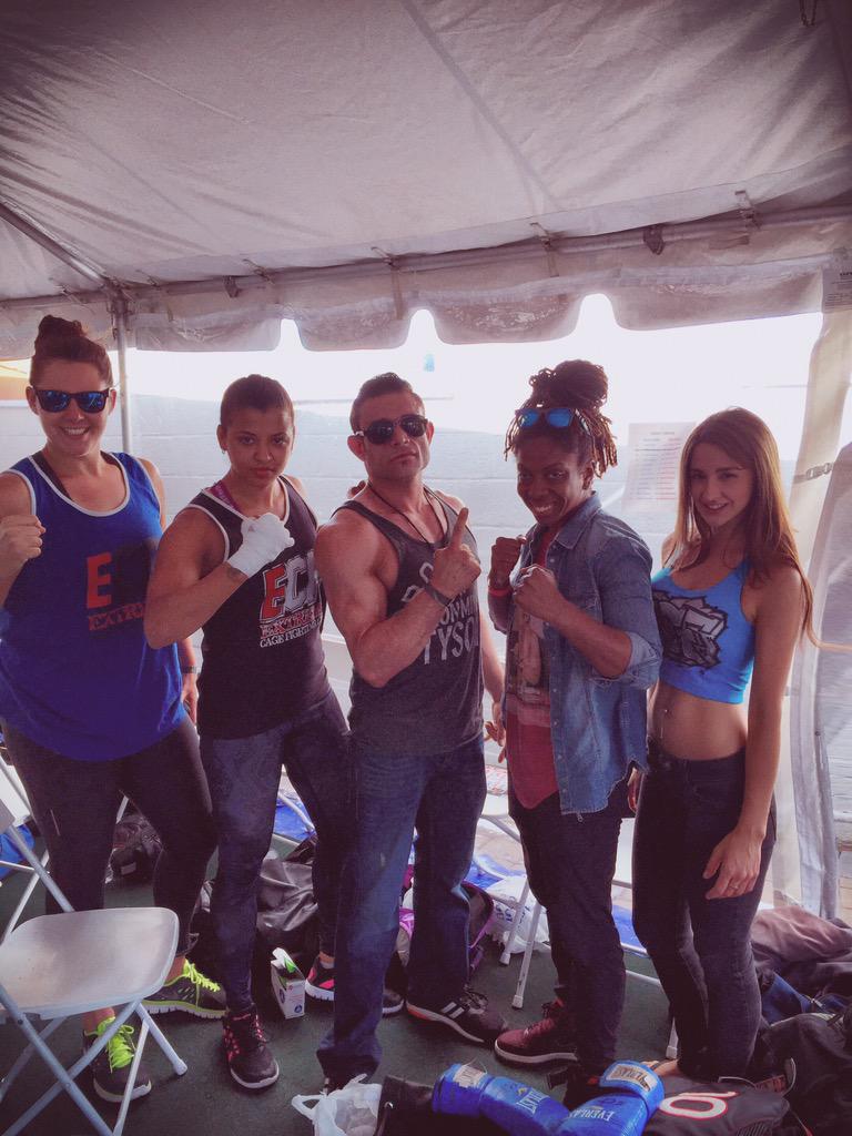 xandragramm's tweet photo. Anais pre fight @babesofmma #ecfmma #ecfgym http://t.co/7AG09ornxJ