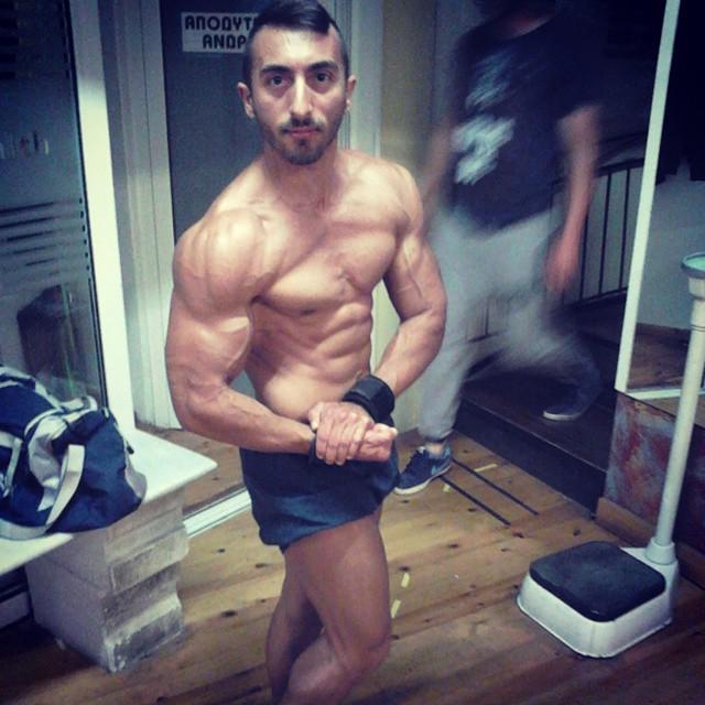SecretFitFam's tweet photo. Mad Pumping!
#Musclemania 
#muscle #pro #beastmode #physique #mensphysique #gym #bodybuilder #bodybuildingmotivatio… http://t.co/yuhexovXgv