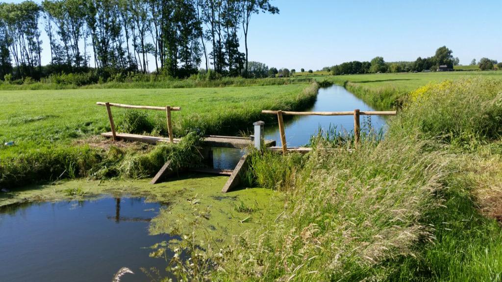 Klompenpad in aanbouw in Nieuwaal <a href="/Capreton/">VANL De Capreton</a> <a href="/SLGelderland/">Stichting Landschapsbeheer Gelderland</a>