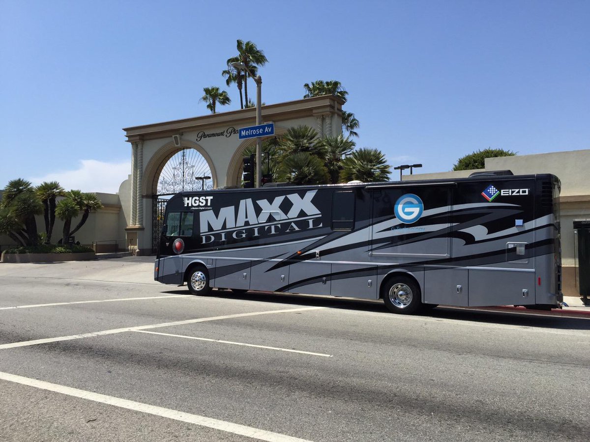 EizoUSA's tweet image. The #MaxxDigital and #EIZOUSA bus is spotted at Paramount Studios in Hollywood, CA for #CineGearExpo2015