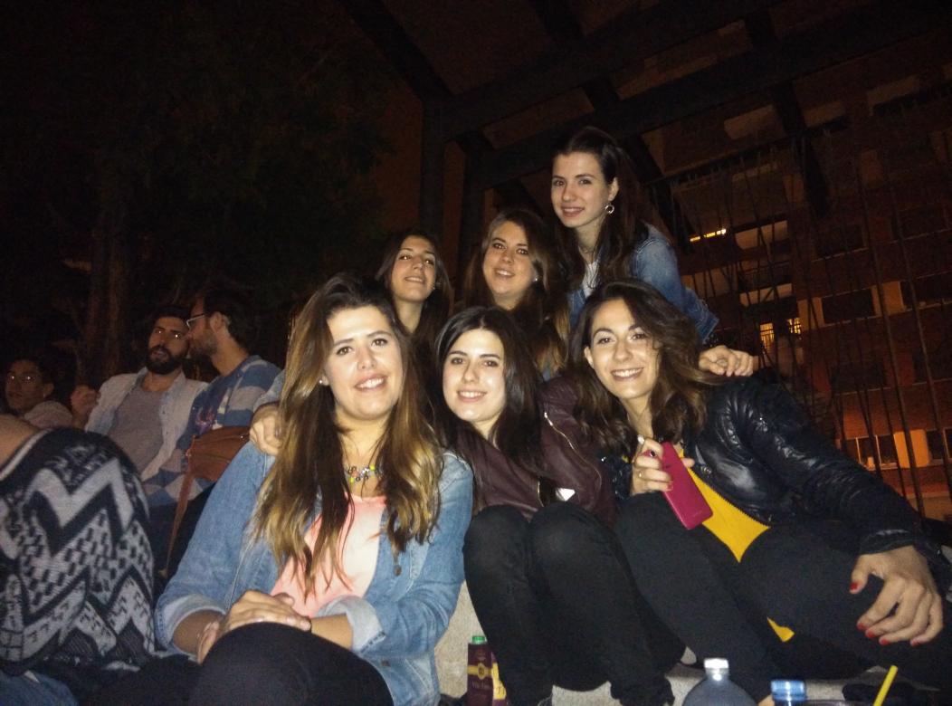 miimii_3's tweet photo. Fiestaaaa 🎉🎉🎉🎉🔝🙌😘💃💉💉💊 http://t.co/zgYHtOyeNd