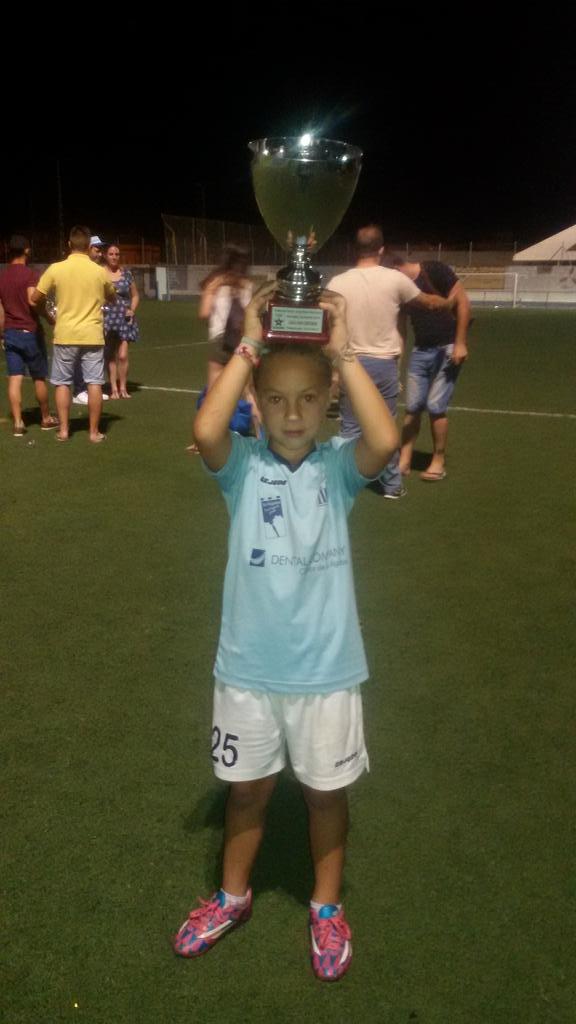 isaamora's tweet photo. "@ce3c9c724fbd4f2: Mi orgullo siempre http://t.co/lW1y4Ccemz"