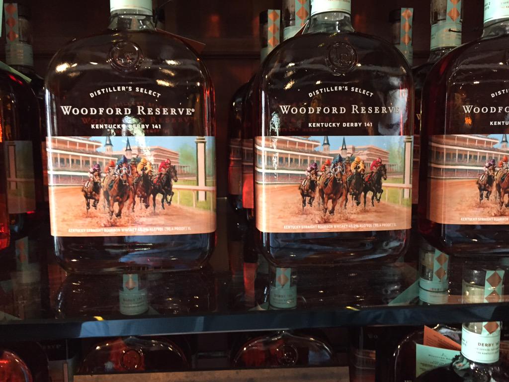 525Pilot's tweet image. Feel like a part of history because I witnessed American Pharoah win part of the #TrippleCrown @DABP #AmericanPharoah