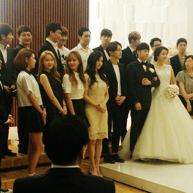 [PIC][06-06-2015]SooYoung - YoonA - Yuri - Seohyun tham dự tiệc cưới của SM Staff vào hôm nay CG33zoYXAAAOTxA