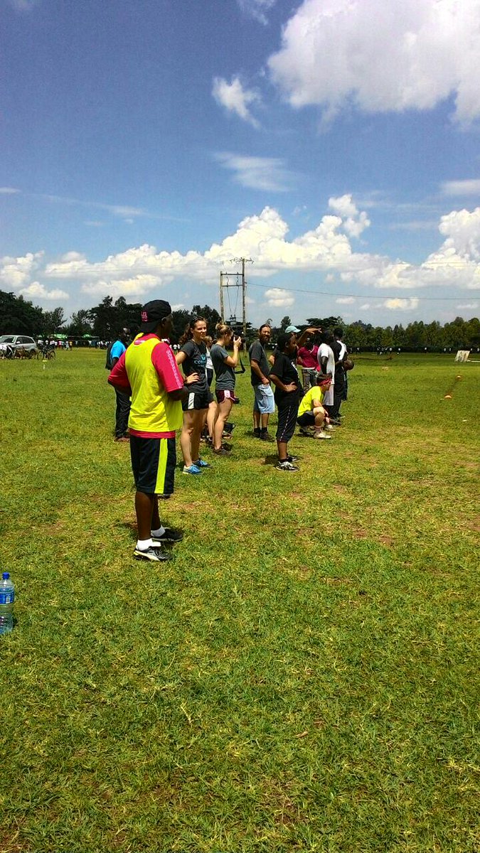 Exclusive tweet media