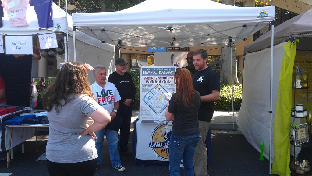 SBCLPnews's tweet photo. Libertarians at work at the Palos Verdes Peninsula Street Fair #libertarian @CaliforniaLP http://t.co/BgE4a5yWmg