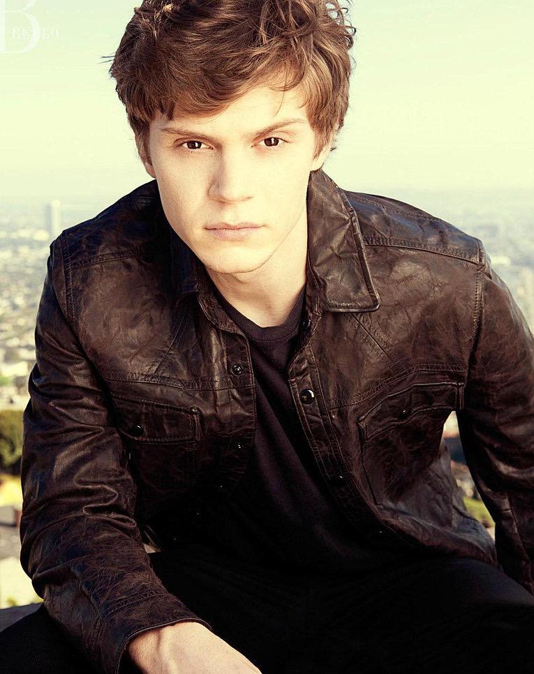 kellinstop_'s tweet image. Evan Peters