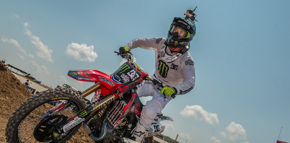 XGames's tweet photo. #XGames Austin Moto X Speed &amp; Style
Gold – Nate Adams
Silver – Blake Williams
Bronze – Mike Mason http://t.co/rG0tD3y0fy