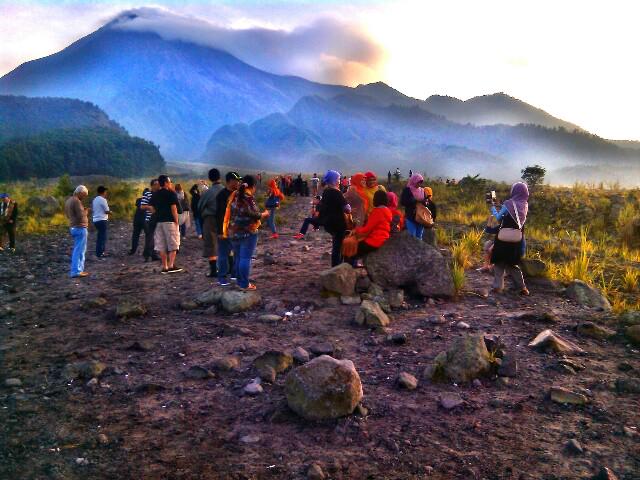Jeepwisata's tweet photo. Merapi pagi ini indah gaeess... #jeepwisata http://t.co/PUD6iVnXRr