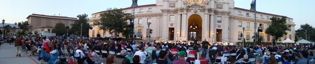 PasadenaGov's tweet image. A Beautiful Music Under Stars night. #Paspops #MMPasadena @passymphpops @MMPasadena