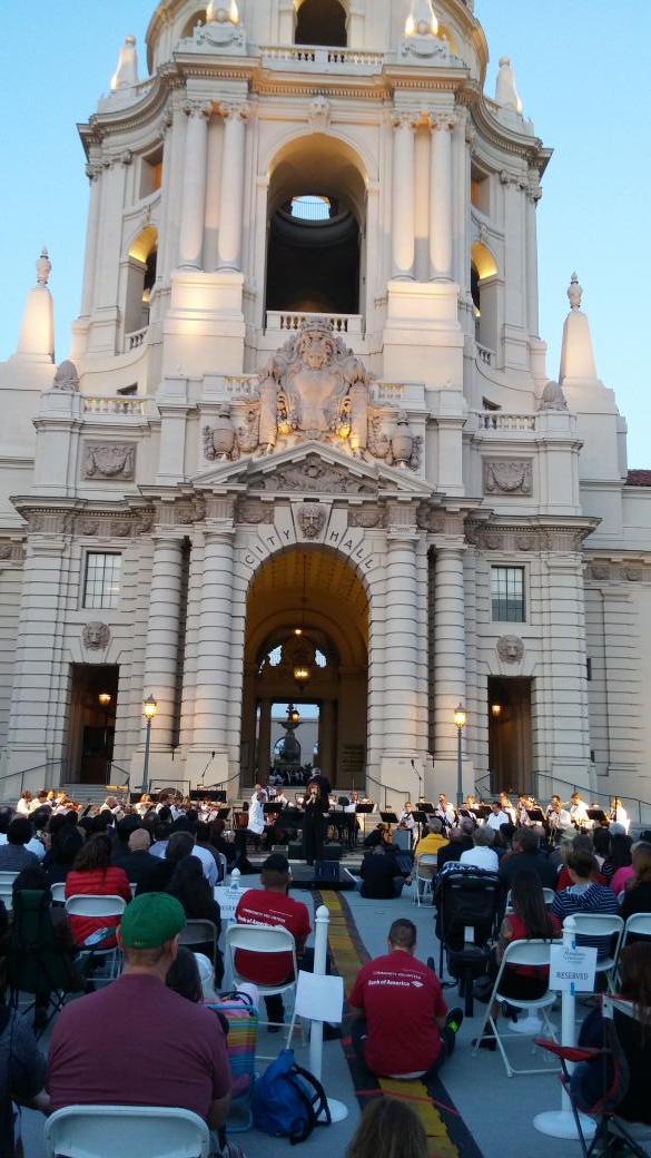 PasadenaGov's tweet image. A Beautiful Music Under Stars night. #Paspops #MMPasadena @passymphpops @MMPasadena