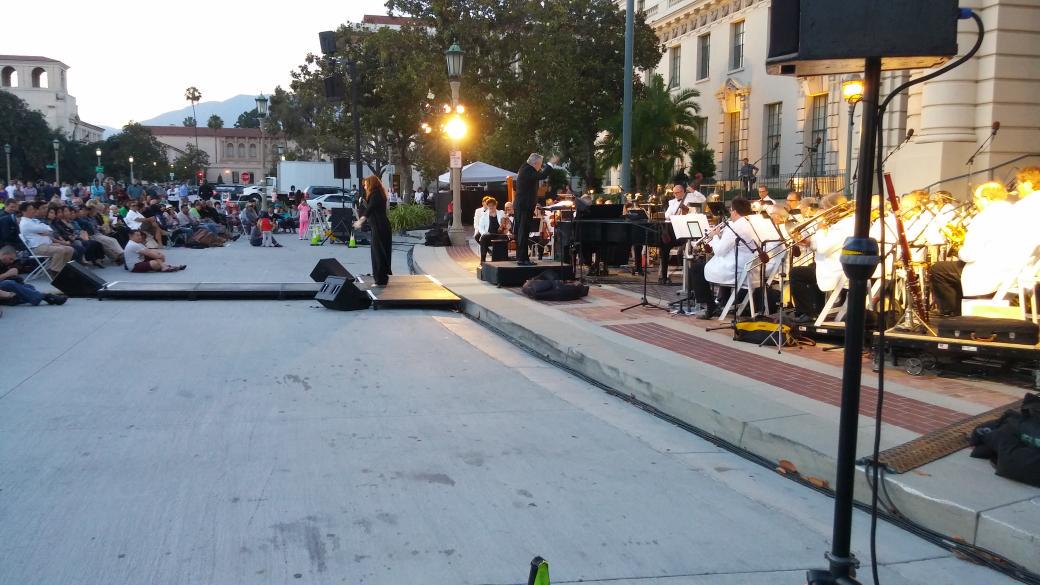 PasadenaGov's tweet image. A Beautiful Music Under Stars night. #Paspops #MMPasadena @passymphpops @MMPasadena
