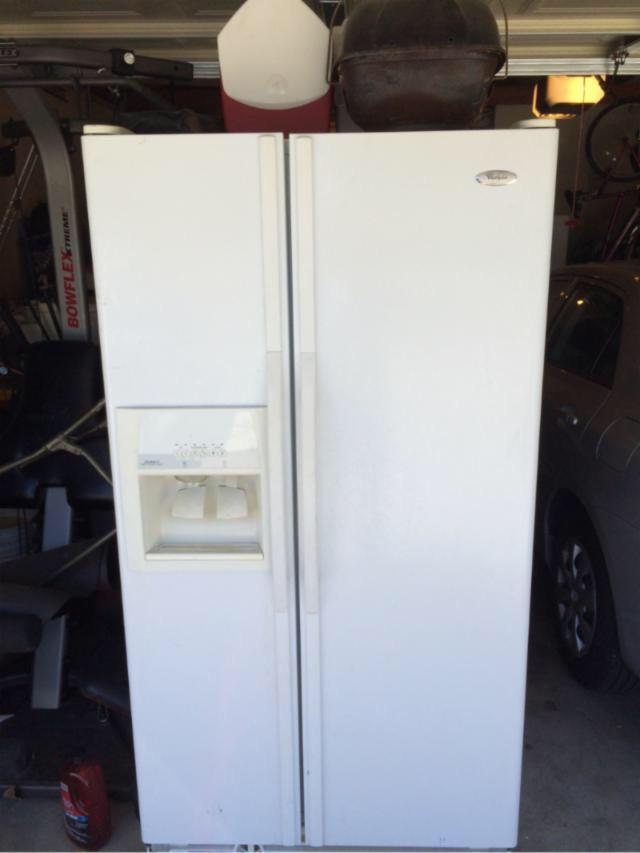 KreitzMatt's tweet photo. I am selling "25 Cubic Foot Whirlpool Side By Side" on #wallapop http://t.co/CkiIPULu12 http://t.co/3vjP2h7EXI
