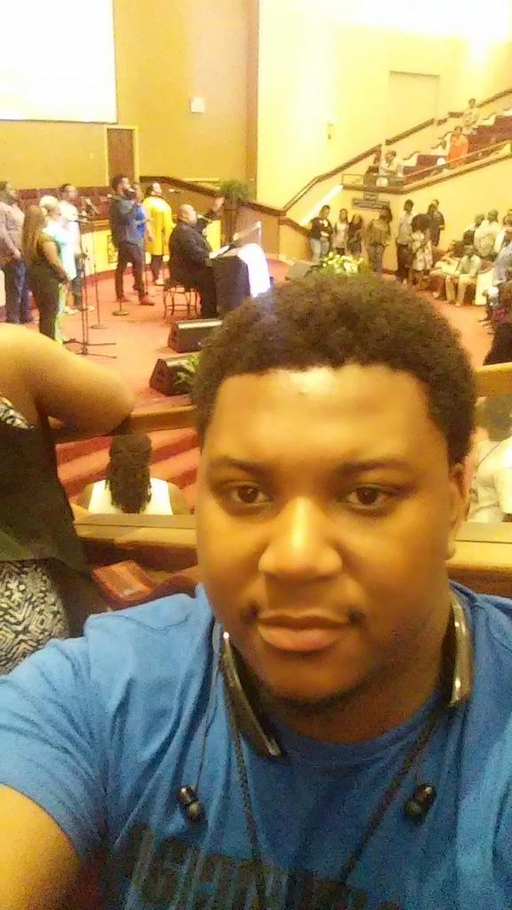 THE_BrandonScot's tweet image. @Keetwit. Is blessing us!!! #3peiceband #RefreshingSounds #Godmoved