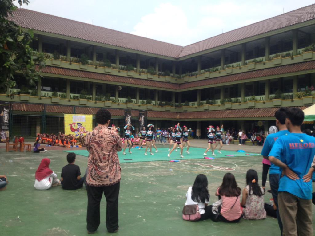 Peserta kedua cheerleaders level 5 dari Glamz👯