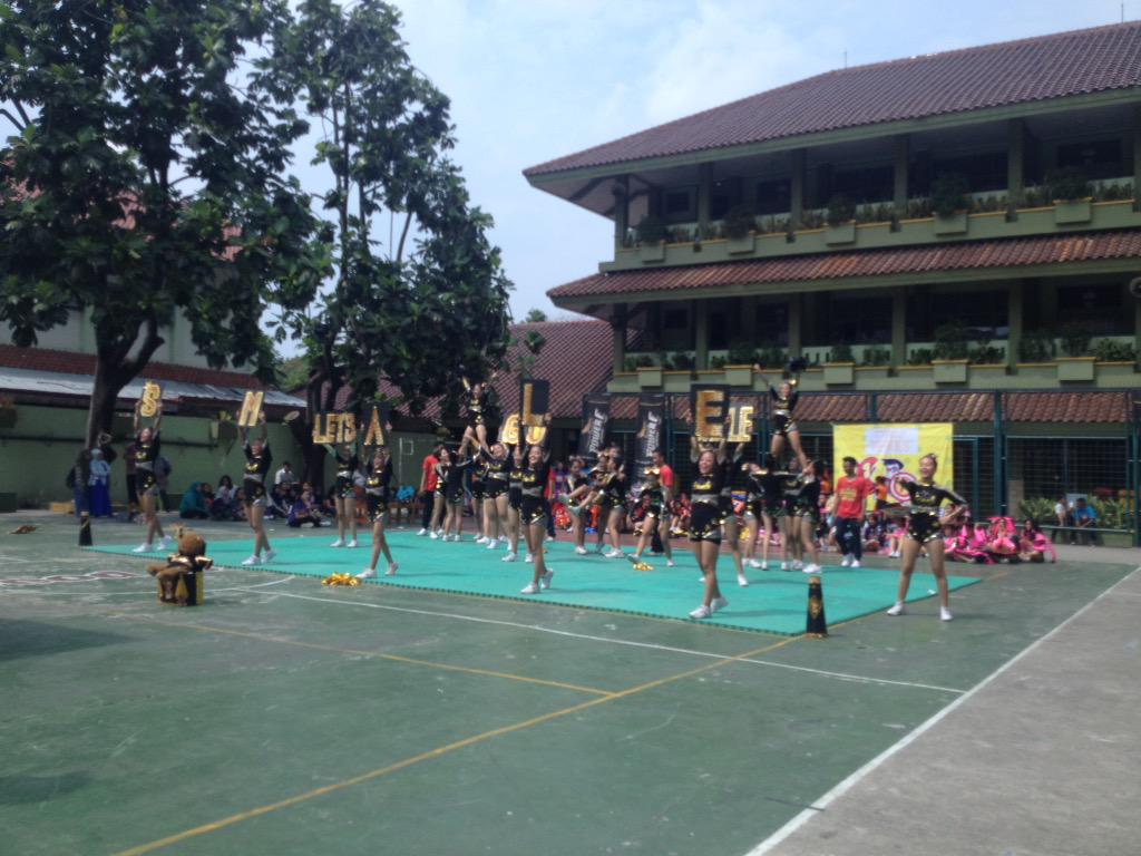 Maripaaatttt!!!! Ada penampilan Cheerleaders level 6 dari SMALE!! Dukung terus team kebanggaanmu!!🎉👯