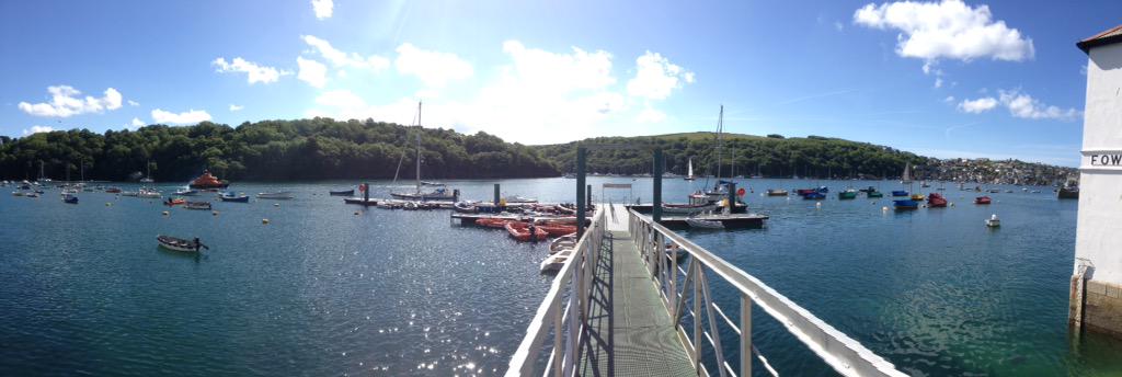foweyriverhire's tweet photo. It is Ansom in #fowey right now! The rusty regatta is on! Lifeboat is out on exercise, we have kayaks &amp; boats out. http://t.co/5VClbCNKiq